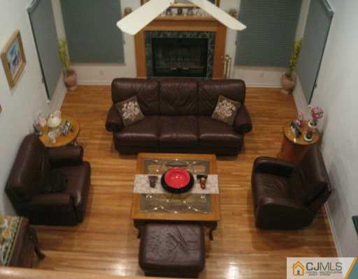 377 Rahway Road Edison, NJ 08820 - Photo 3 of 8 Gallery Image 3