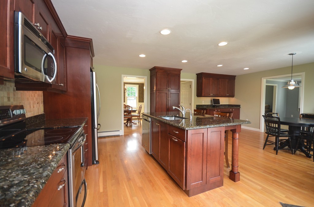 6 Apple Ridge Road Sutton, MA 01590 - Photo 6 of 29 Gallery Image 6