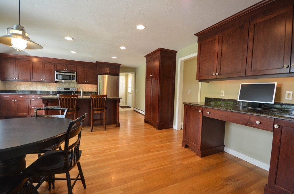 6 Apple Ridge Road Sutton, MA 01590 - Photo 10 of 29 Gallery Image 10