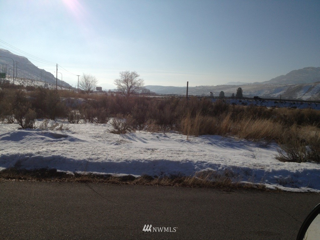 0 Apple Way Road Okanogan, WA 98840 - Photo 4 of 10 a view of a lake view
