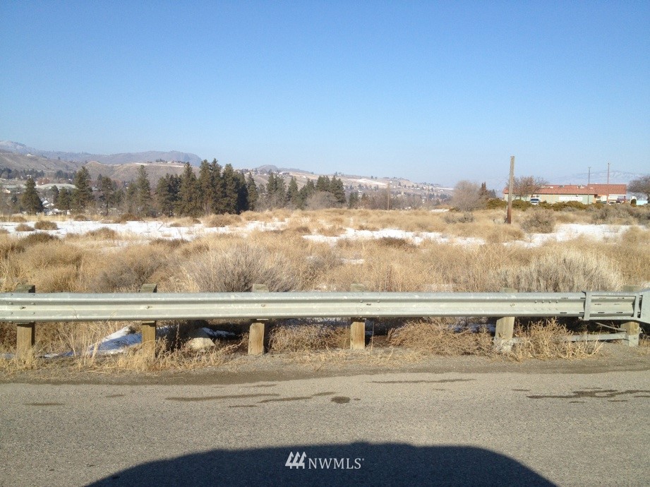 0 Apple Way Road Okanogan, WA 98840 - Photo 5 of 10 a view of a city