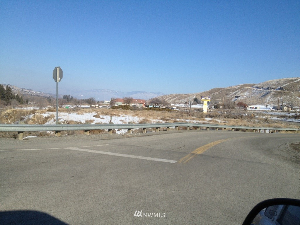 0 Apple Way Road Okanogan, WA 98840 - Photo 6 of 10 a view of a city