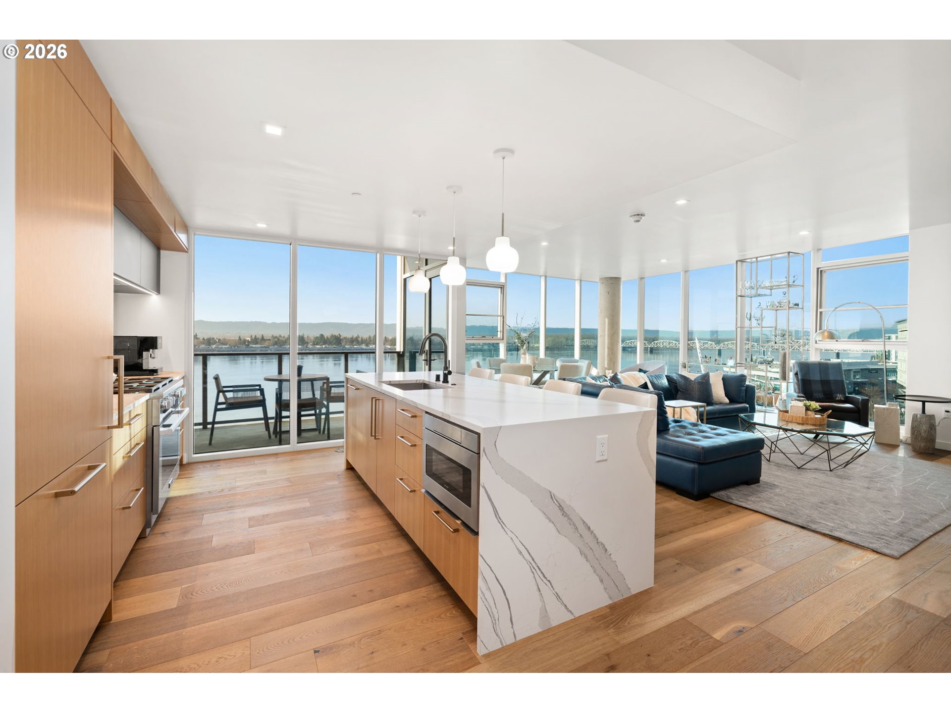 590 Waterfront Way, Unit 603 Vancouver, WA 98660 - Photo 5 of 43