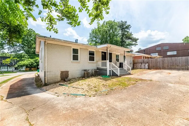 $1,200 | 2536 McAfee Road, Decatur, GA 30032