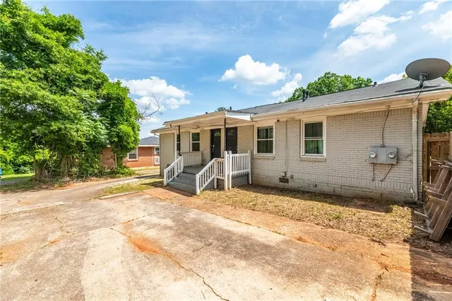 $1,200 | 2536 McAfee Road, Decatur, GA 30032