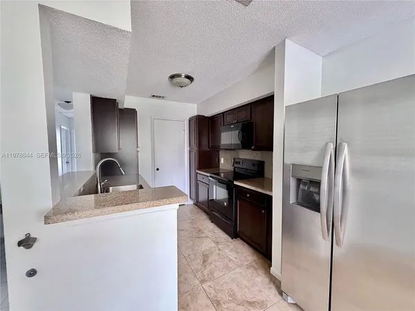$2,100 | 815 West Boynton Beach Boulevard, Unit 11202, Boynton Beach, FL 33426