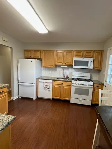 $329,950 | 2705 Dana Avenue, Waukegan, IL 60087