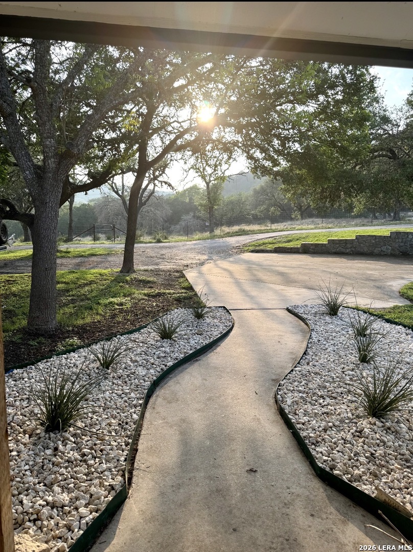 135 Walnut Grove Road Boerne, TX 78006 - Photo 12 of 41