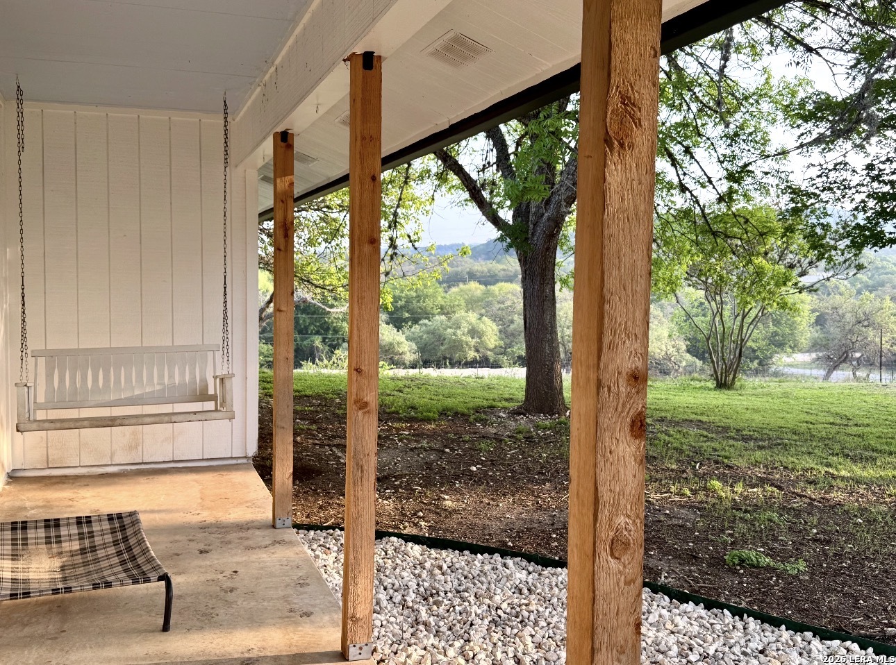 135 Walnut Grove Road Boerne, TX 78006 - Photo 13 of 41