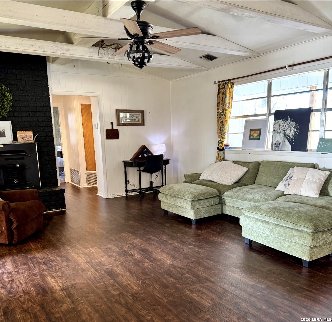 135 Walnut Grove Road Boerne, TX 78006 - Photo 15 of 41