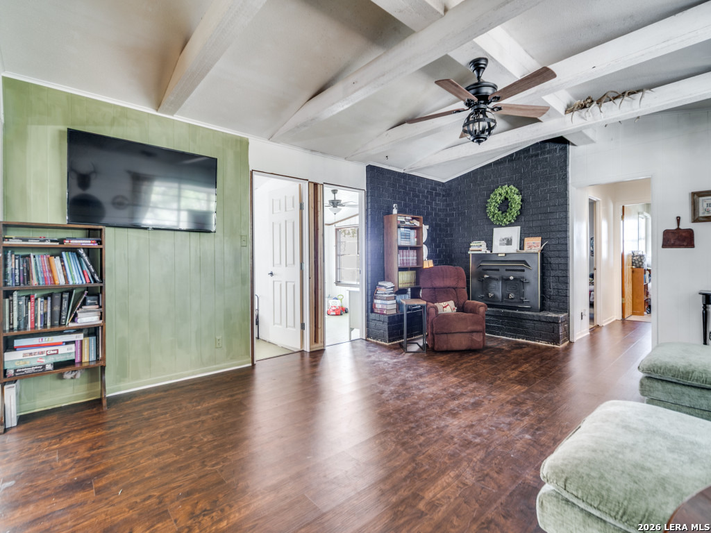 135 Walnut Grove Road Boerne, TX 78006 - Photo 9 of 32