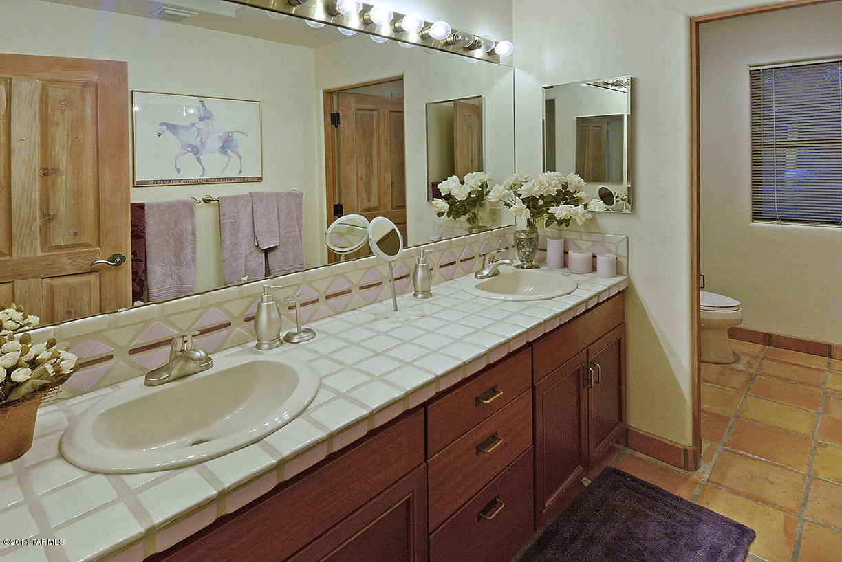 12165 East Fort Lowell Road Tucson, AZ 85749 - Photo 16 of 32 Gallery Image 16