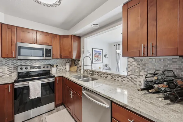 $345,000 | 8453 West Cascade Lane, Boise, ID 83704