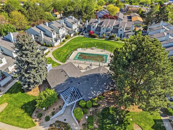 $345,000 | 8453 West Cascade Lane, Boise, ID 83704