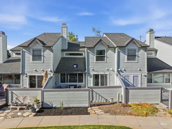 $345,000 | 8453 West Cascade Lane, Boise, ID 83704