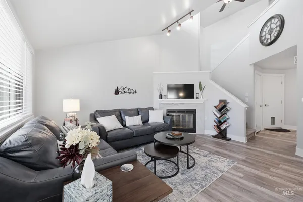 $345,000 | 8453 West Cascade Lane, Boise, ID 83704