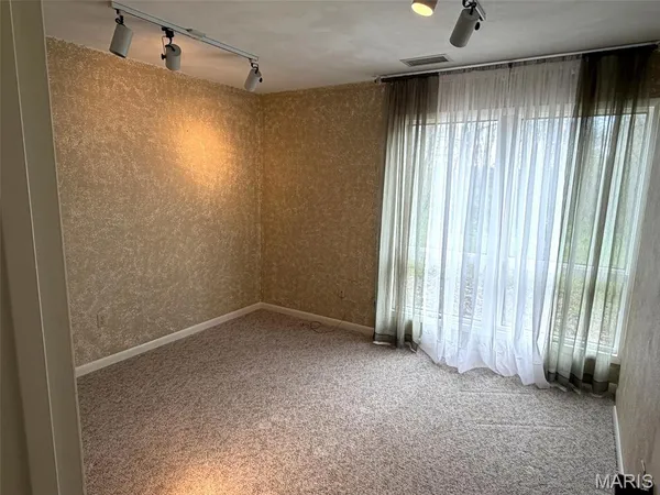 $725,000 | 17466 Lageman Lane, Brighton, IL 62012