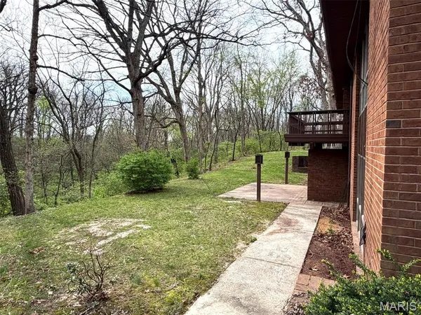 $725,000 | 17466 Lageman Lane, Brighton, IL 62012