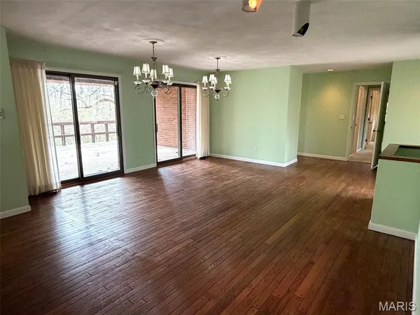 $725,000 | 17466 Lageman Lane, Brighton, IL 62012