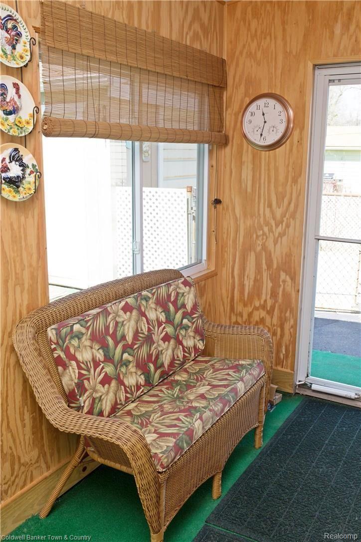 4323 Marcus Road Waterford, MI 48329 - Photo 21 of 36 IMG_4237.JPG