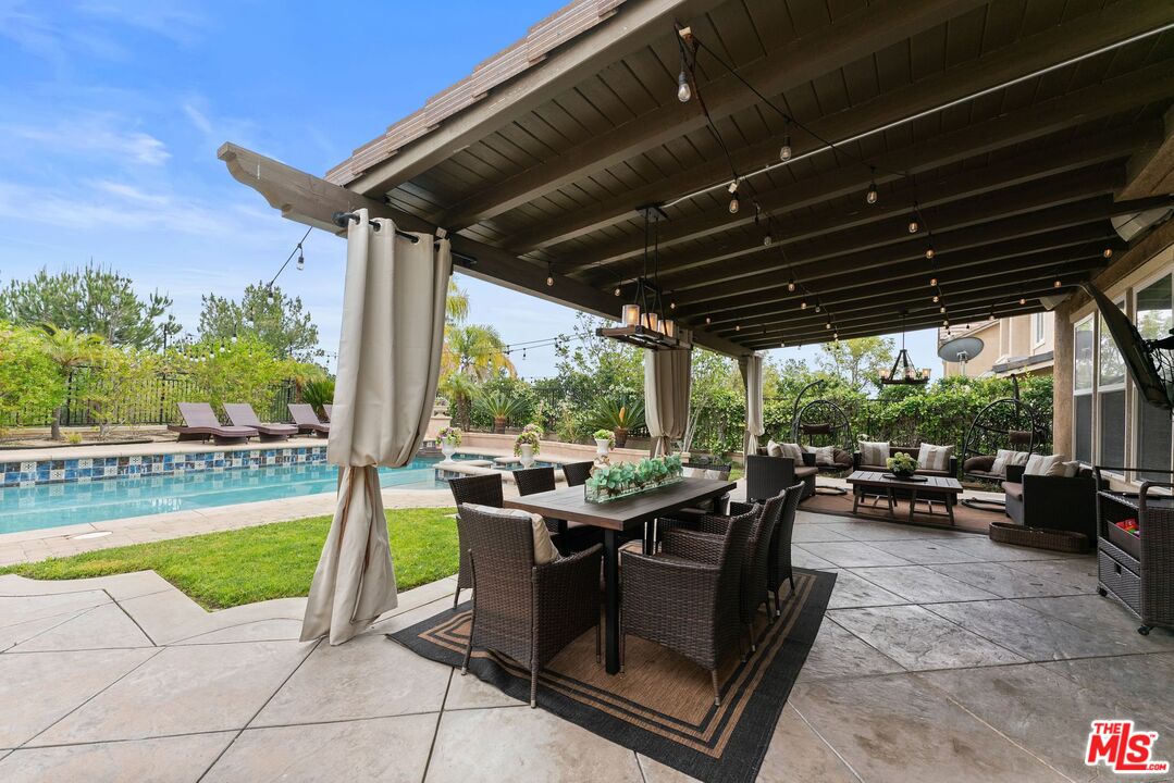 11564 Apulia Court Porter Ranch, CA 91326 - Photo 44 of 52