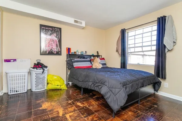 $250,000 | 100 Oak Lane, Unit 12, Brockton, MA 02301