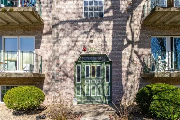$250,000 | 100 Oak Lane, Unit 12, Brockton, MA 02301