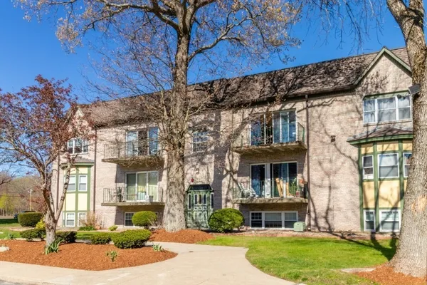 $250,000 | 100 Oak Lane, Unit 12, Brockton, MA 02301