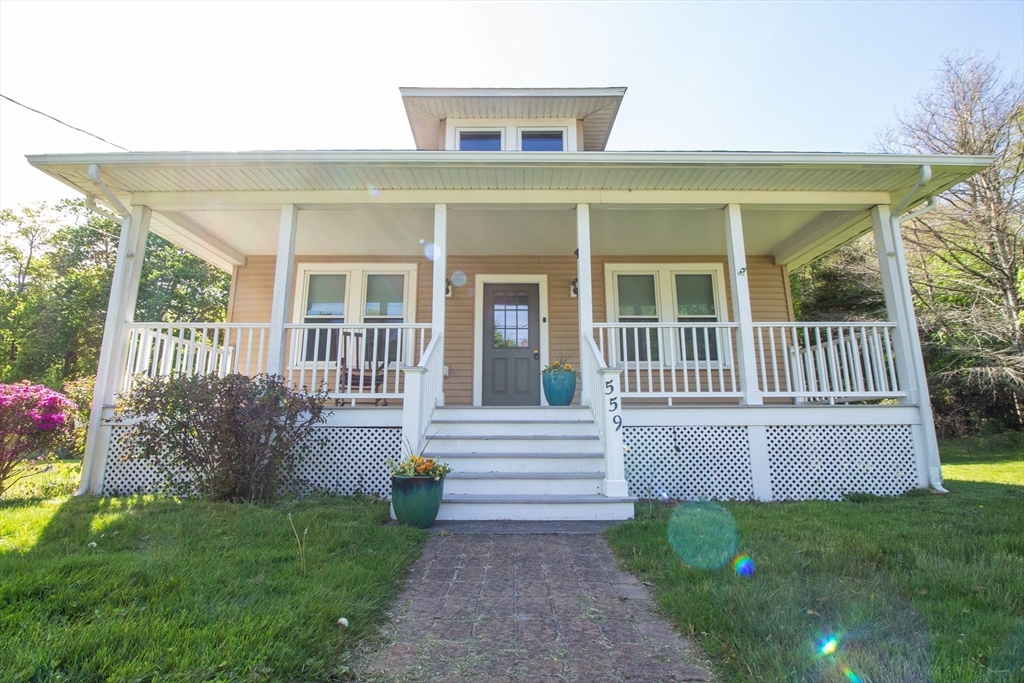 559 County Road Rochester, MA 02576 - Photo 1 of 28