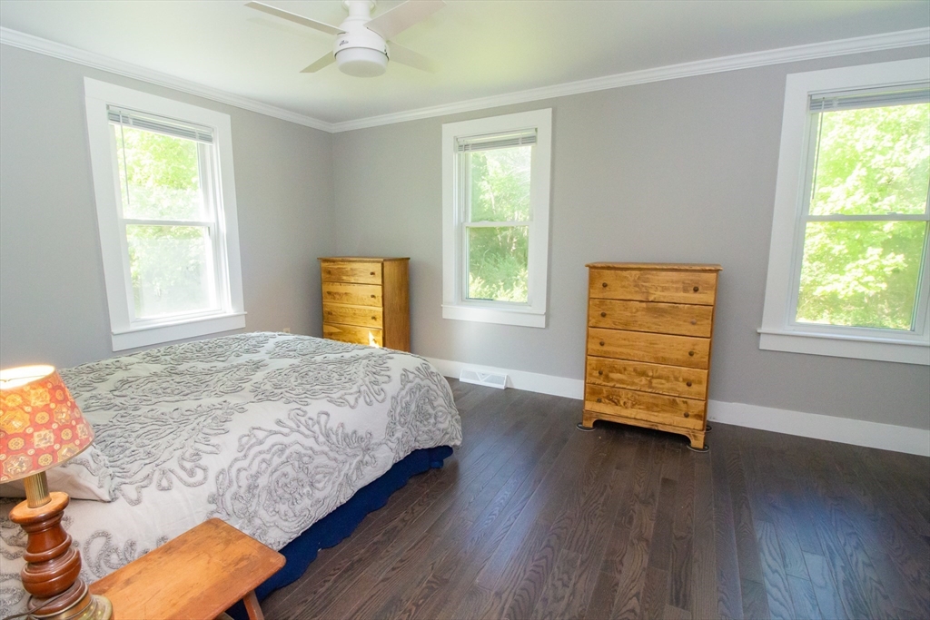 559 County Road Rochester, MA 02576 - Photo 11 of 28