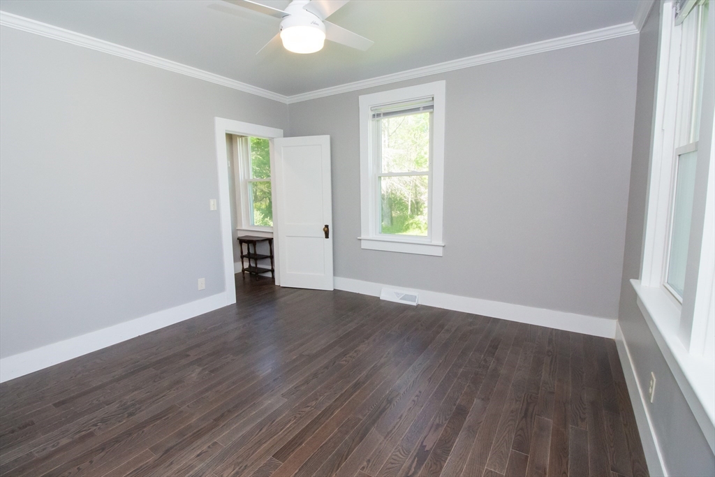 559 County Road Rochester, MA 02576 - Photo 14 of 28