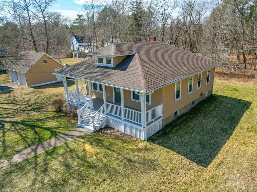 559 County Road Rochester, MA 02576 - Photo 2 of 28