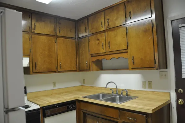 $1,200 | 1886 Nicklaus Court, Unit D, Tallahassee, FL 32301