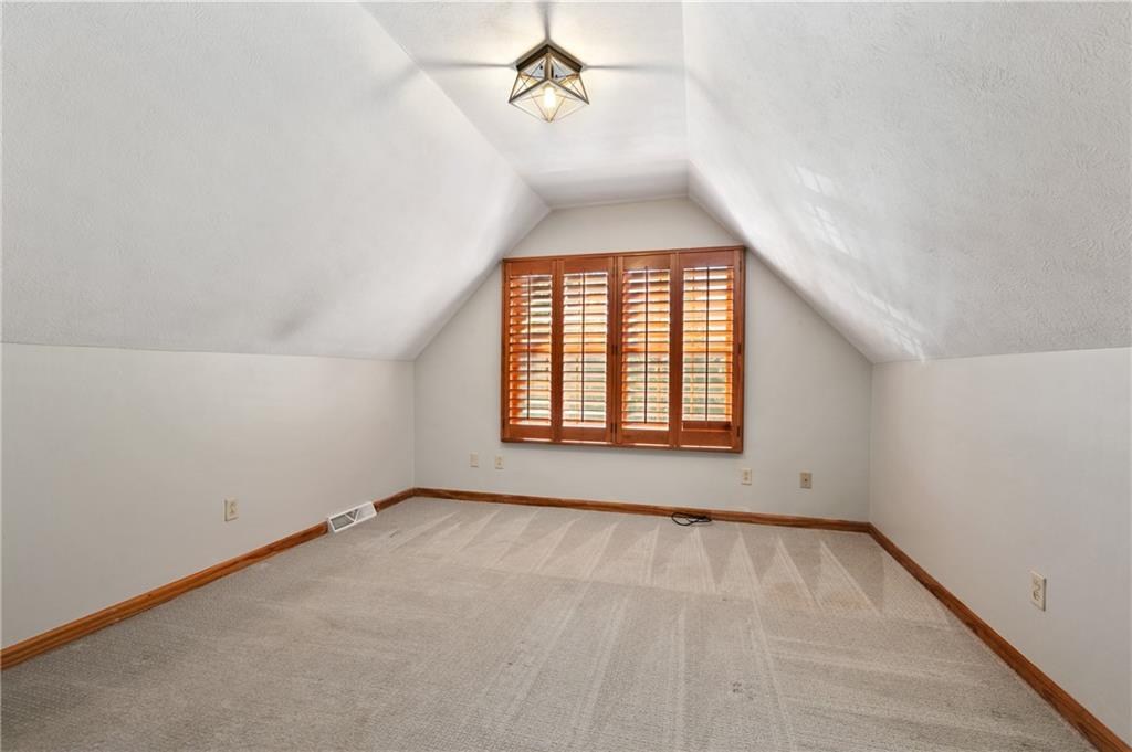 235 Ewing Road Carnegie, PA 15106 - Photo 25 of 43