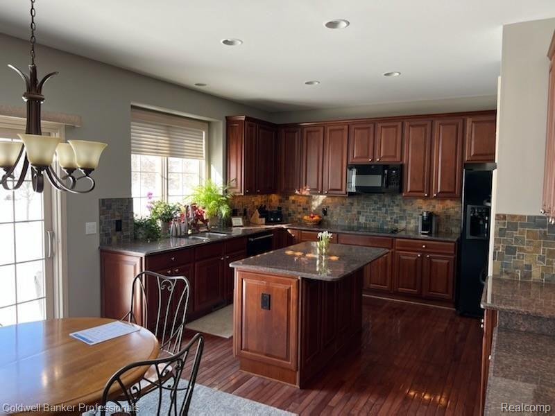 17173 Orchard Ridge Road Northville, MI 48168 - Photo 2 of 5 IMG_9968.jpg