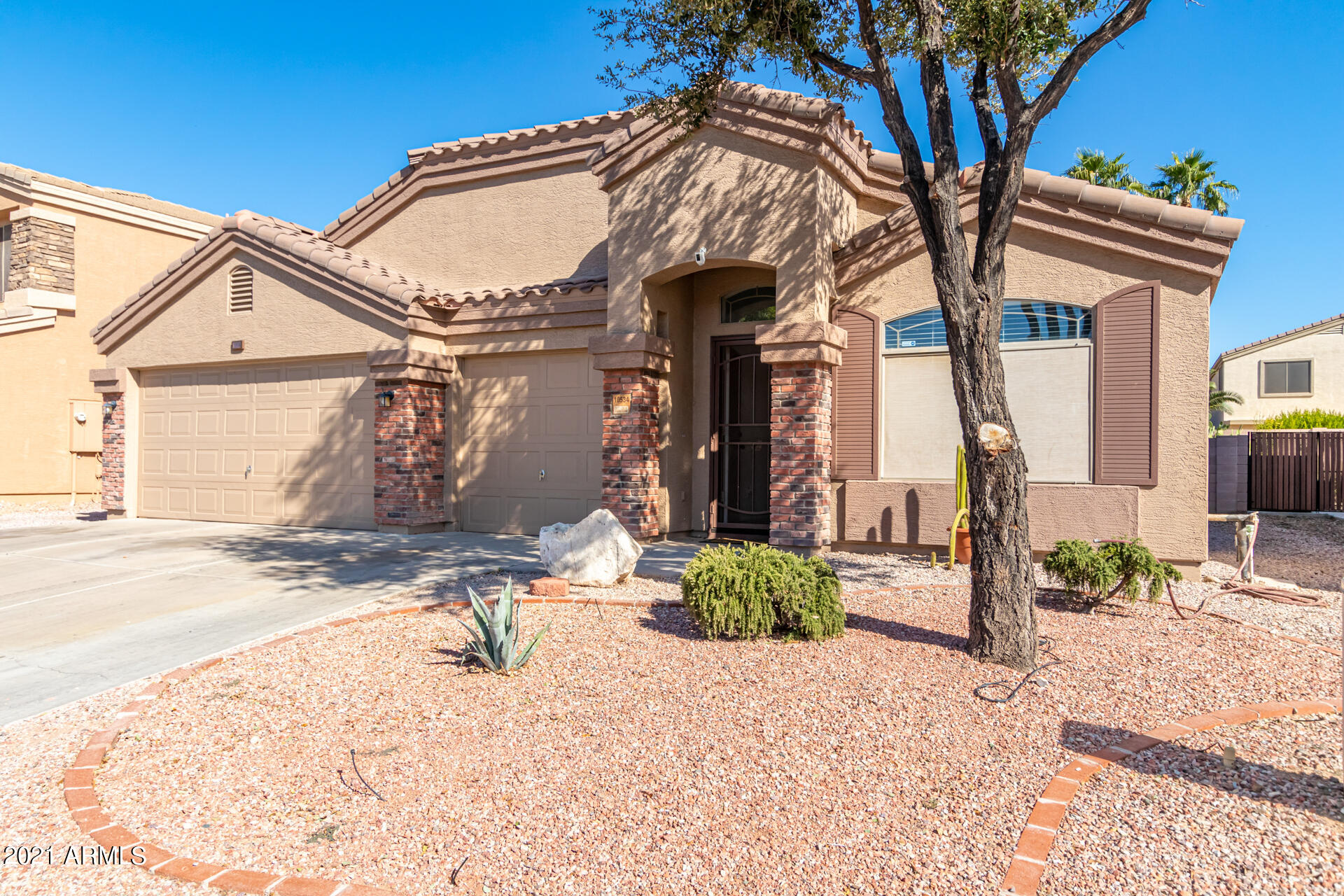 10534 West Zak Road Tolleson, AZ 85353 - Photo 1 of 22 0001-1 - Zak