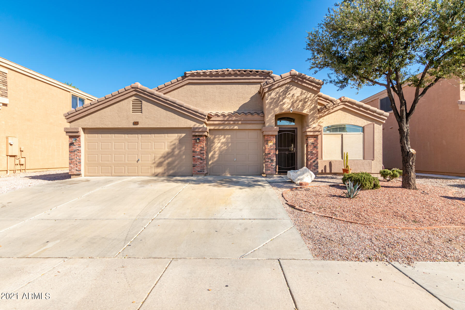 10534 West Zak Road Tolleson, AZ 85353 - Photo 2 of 22 0002-2 - Zak