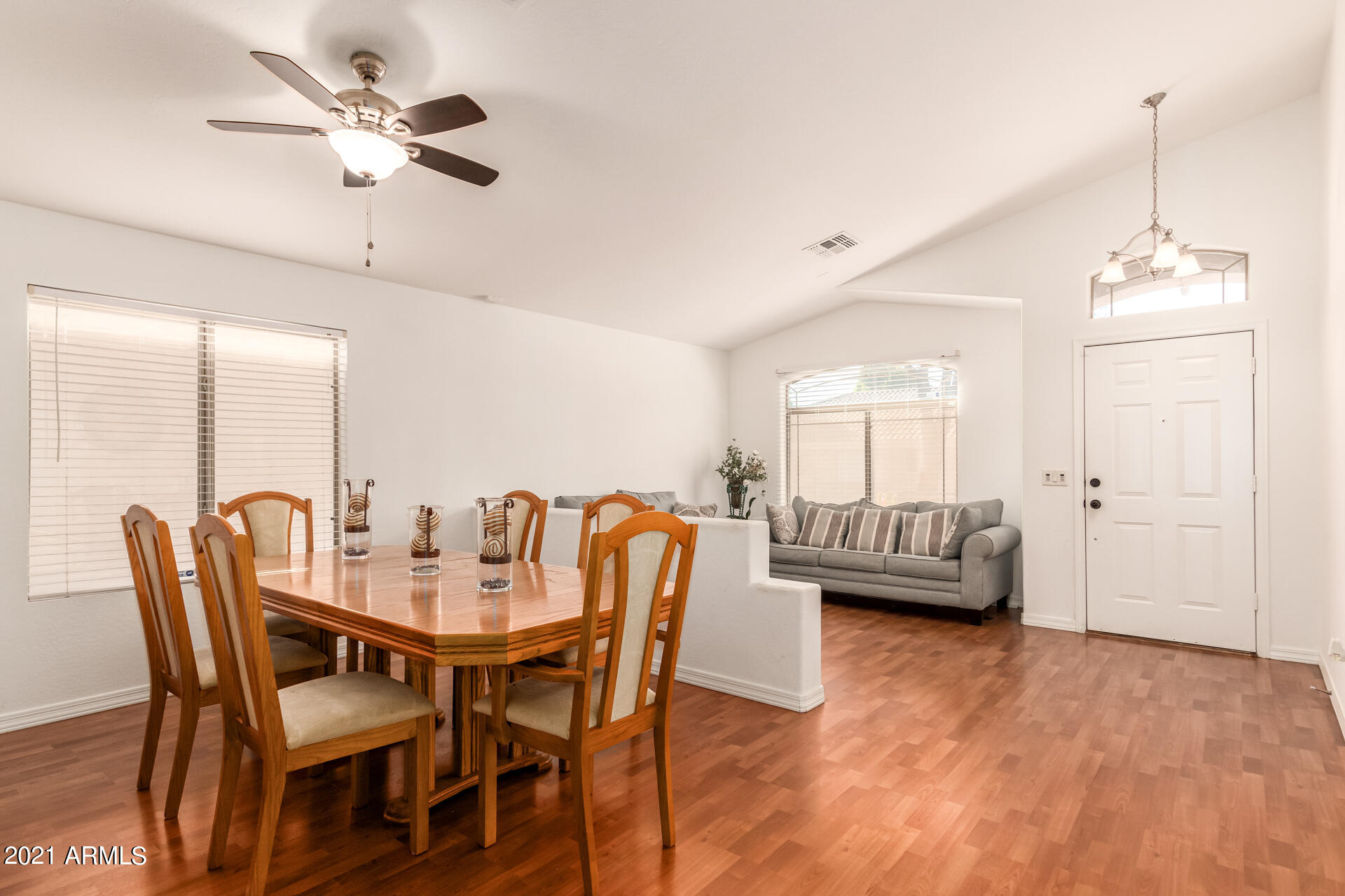 10534 West Zak Road Tolleson, AZ 85353 - Photo 5 of 22 0006-6 - Zak