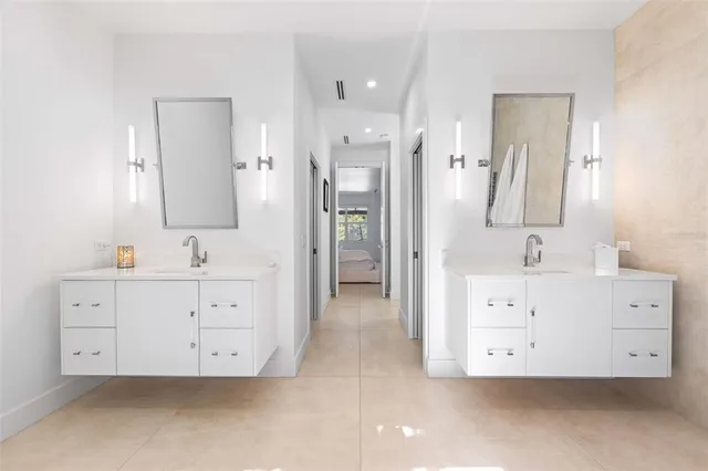 $1,140,000 | 6669 Windjammer Place, Lakewood Ranch, FL 34202