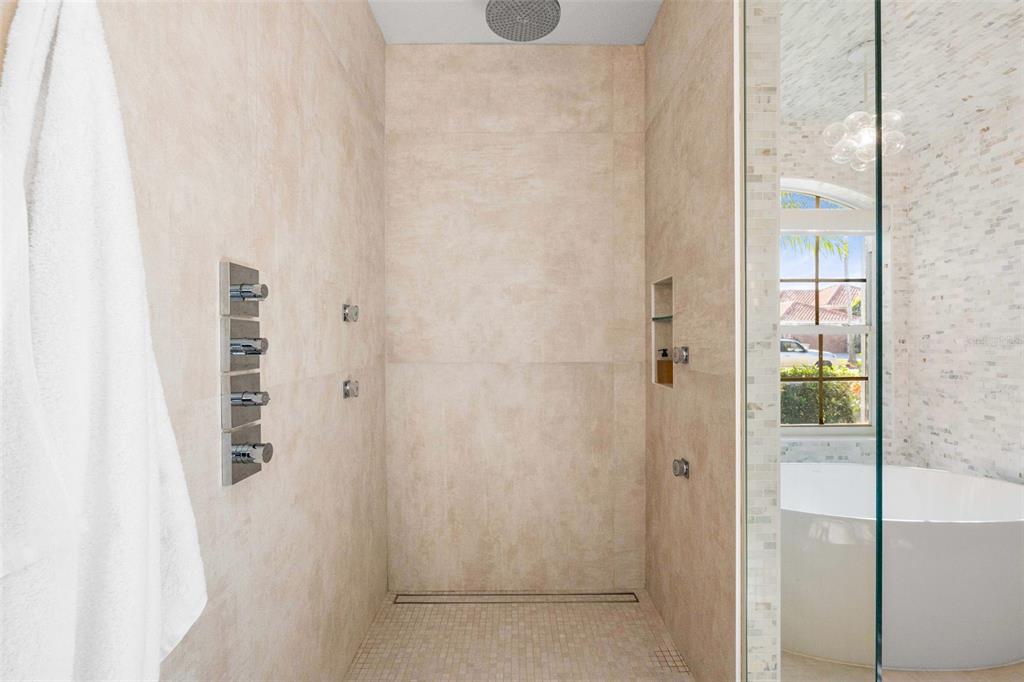 6669 Windjammer Place Lakewood Ranch, FL 34202 - Photo 25 of 45