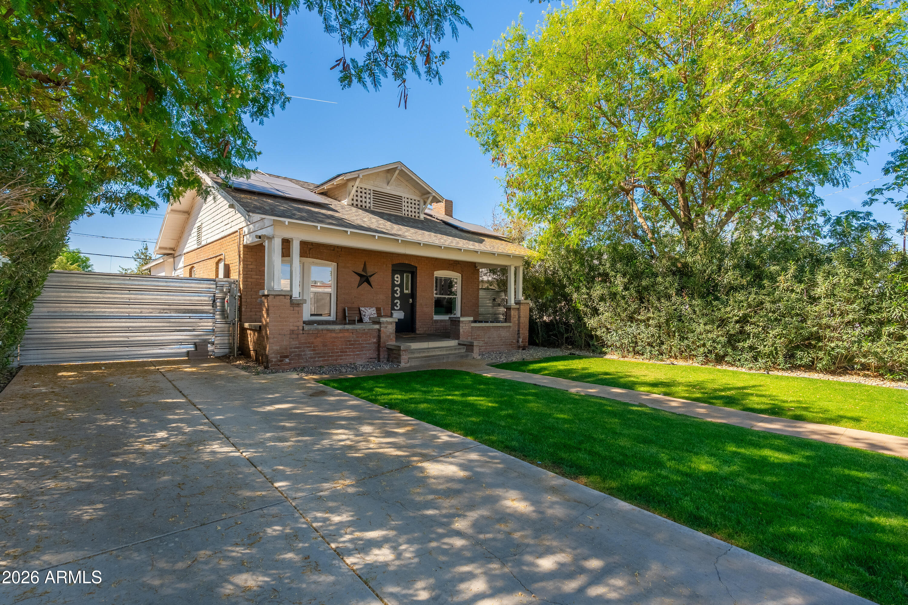 933 East Granada Road Phoenix, AZ 85006 - Photo 3 of 56