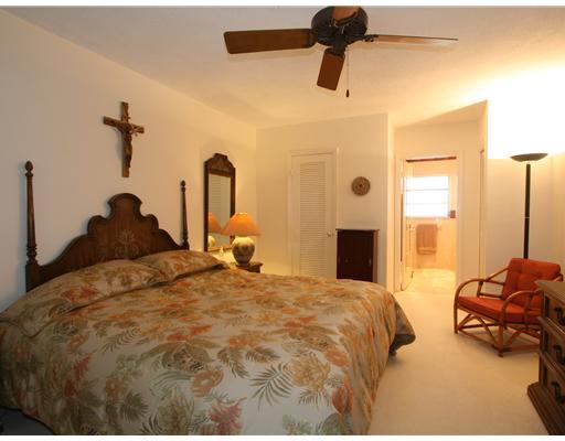 2530 Spanish River Road Boca Raton, FL 33432 - Photo 13 of 25 Additional Photo