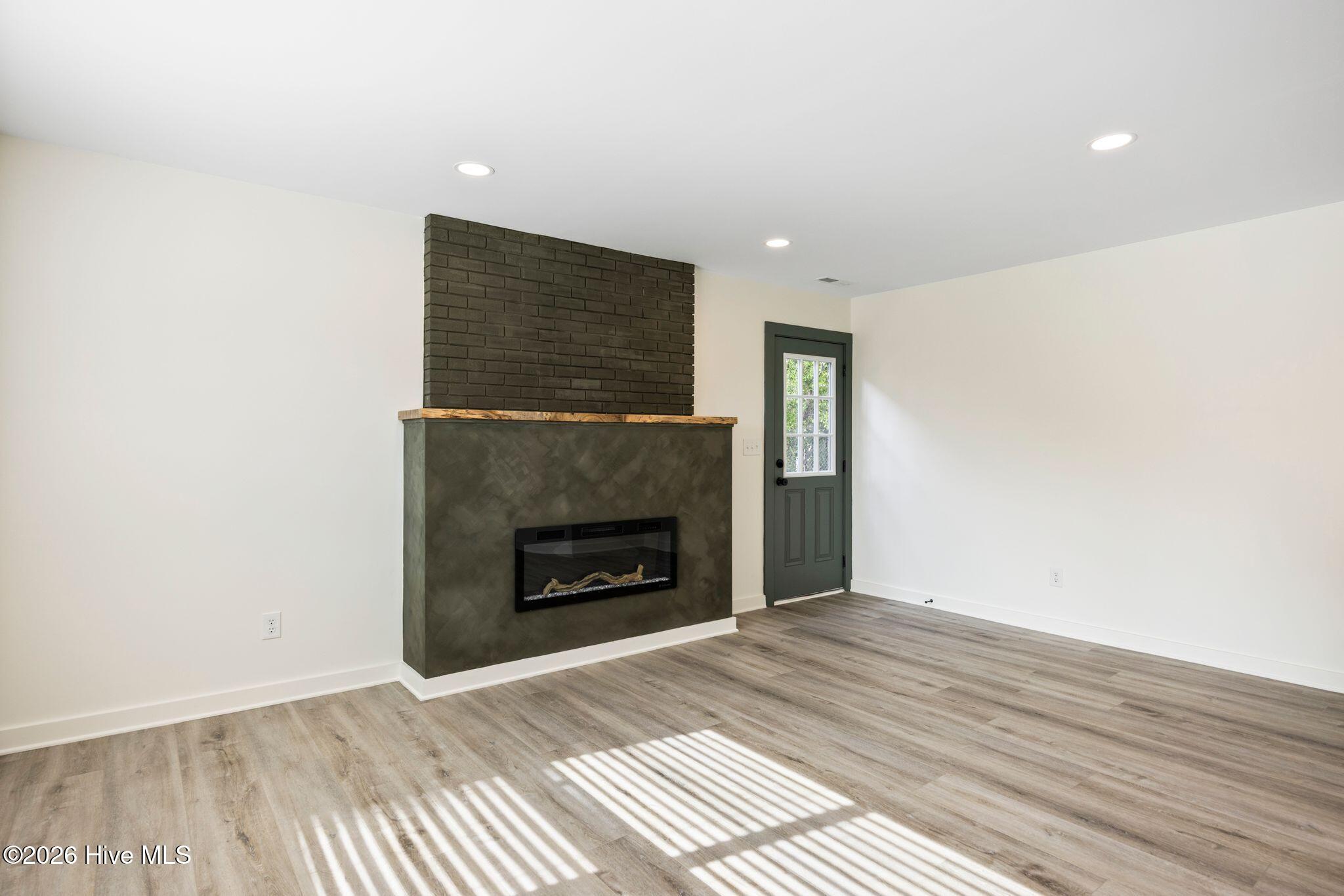757 Silver Lake Road Wilmington, NC 28412 - Photo 6 of 39