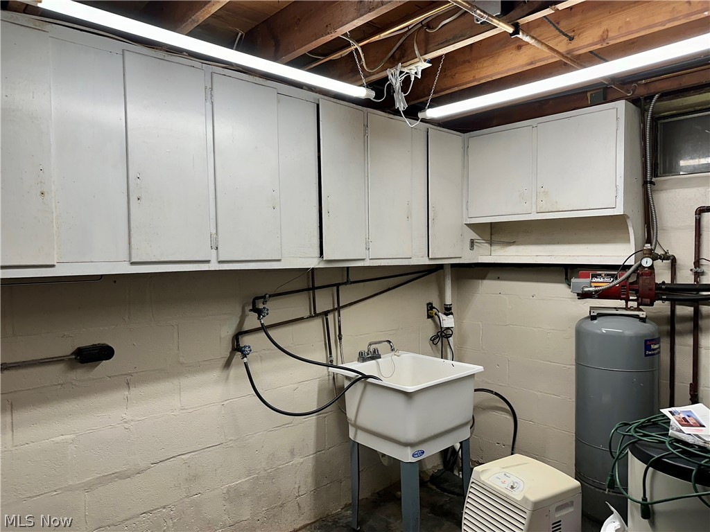 3730 Bower Road Rootstown, OH 44272 - Photo 35 of 50 Laundry in lower level