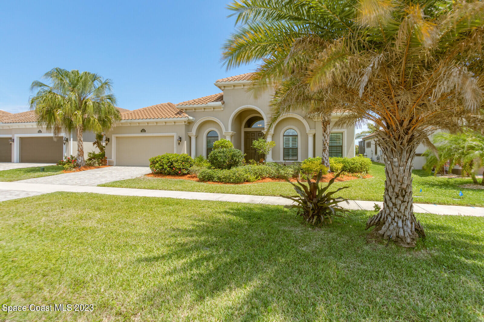 2928 Addison Drive Melbourne, FL 32940 - Photo 4 of 69 02_2928Addison101_mls