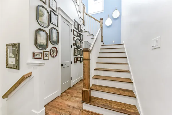 $929,999 | 1202 Walton Street, Houston, TX 77009