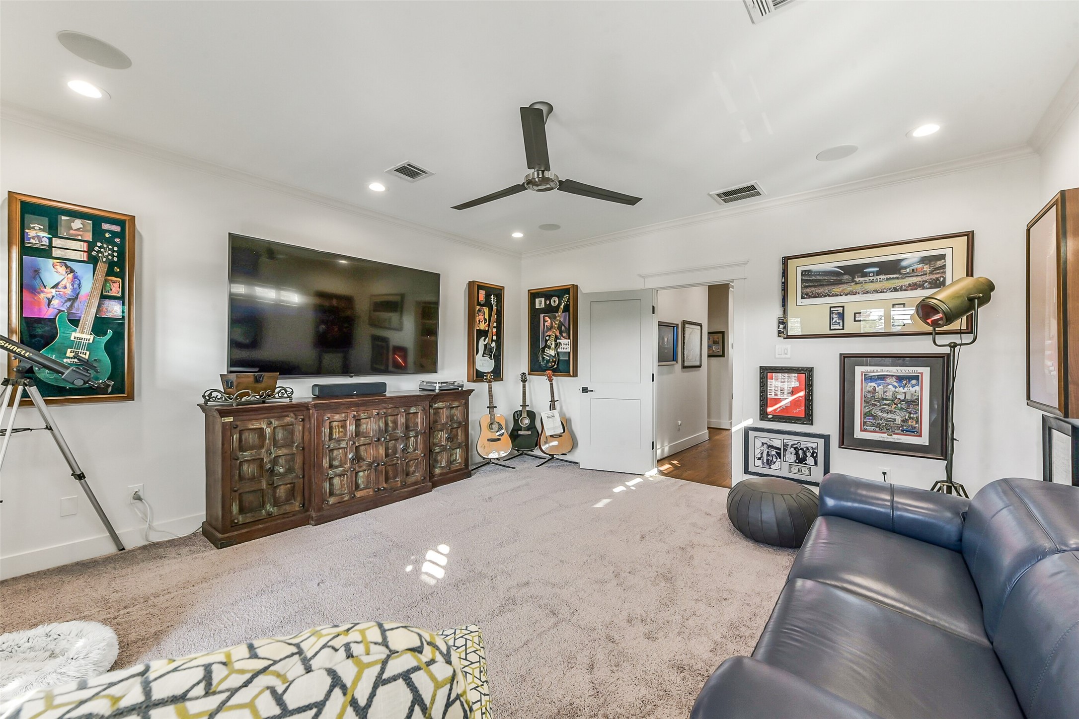 1202 Walton Street Houston, TX 77009 - Photo 35 of 46