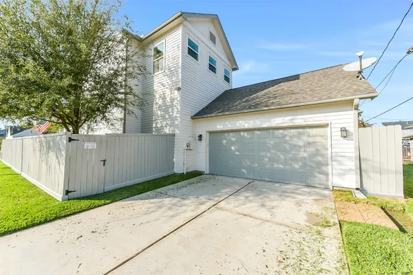 $929,999 | 1202 Walton Street, Houston, TX 77009