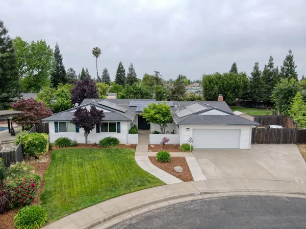 $539,000 | 1524 Burl Avenue, Clovis, CA 93611