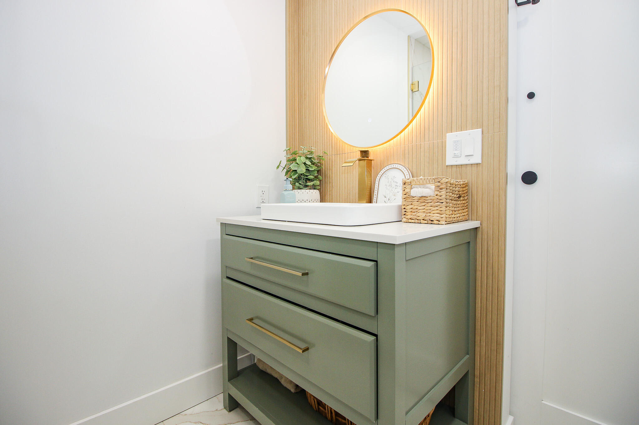 10791 North 1000 West Demotte, IN 46310 - Photo 19 of 55 a bathroom with a sink and a mirror